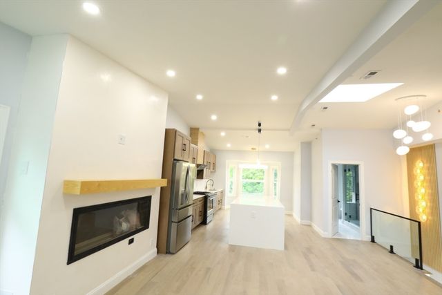 89 Trenton St 3, Boston, MA 02128
