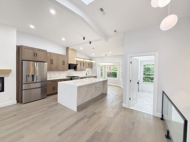 89 Trenton St 3, Boston, MA 02128