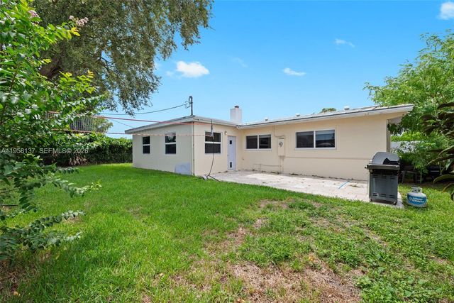 9620 Jamaica Dr, Cutler Bay, FL 33189