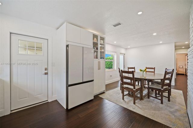 9620 Jamaica Dr, Cutler Bay, FL 33189