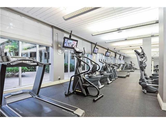 3901 S Ocean Drive 10B, Hollywood, FL 33019