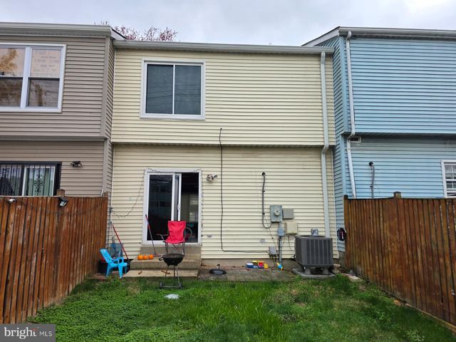 6714 HAWTHORNE ST, Landover, MD 20785