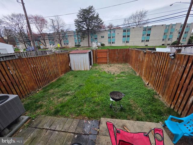 6714 HAWTHORNE ST, Landover, MD 20785