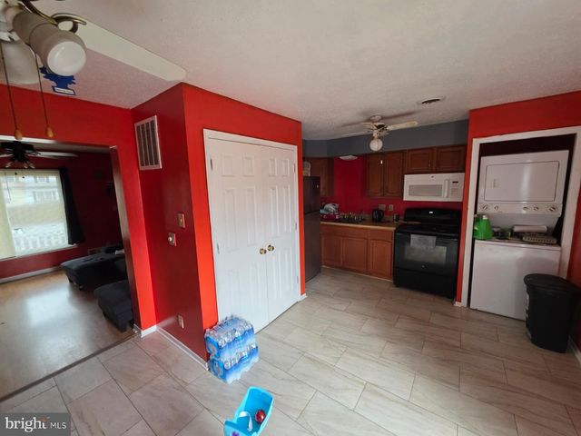 6714 HAWTHORNE ST, Landover, MD 20785