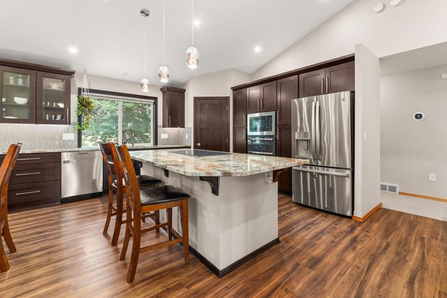 7303 W Links Ct, Nine Mile Falls, WA 99026