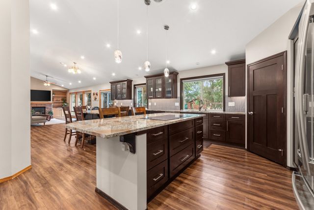 7303 W Links Ct, Nine Mile Falls, WA 99026