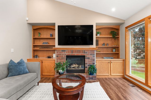 7303 W Links Ct, Nine Mile Falls, WA 99026