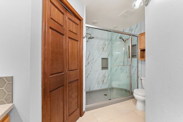 7303 W Links Ct, Nine Mile Falls, WA 99026