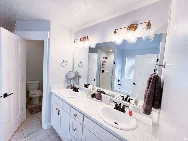 977 W BRENNAN ST, Bluffdale, UT 84065