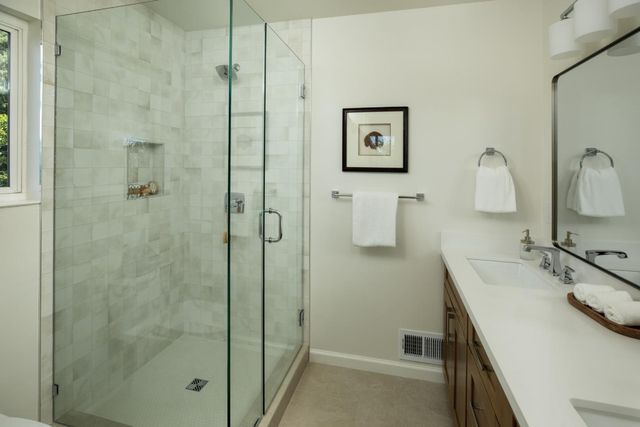 2910 Sherwood Drive, San Carlos, CA 94070