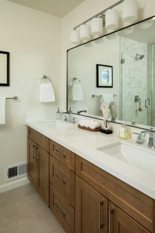 2910 Sherwood Drive, San Carlos, CA 94070