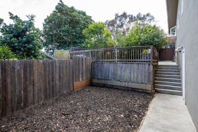 2910 Sherwood Drive, San Carlos, CA 94070