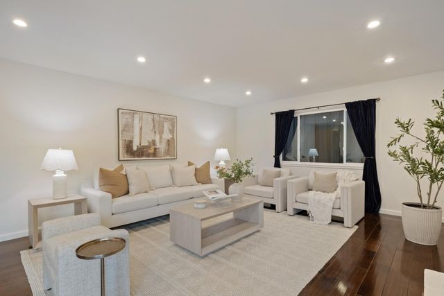 2910 Sherwood Drive, San Carlos, CA 94070