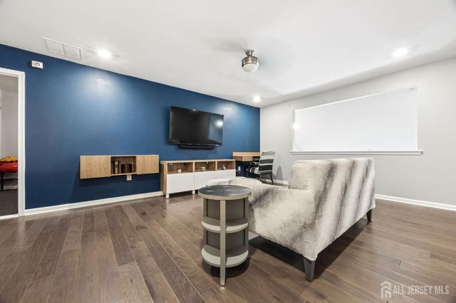 26 Davinci Drive, South Brunswick, NJ 08852