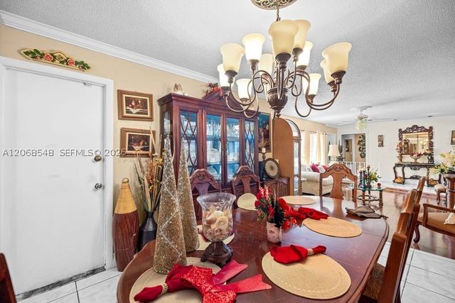 2160 NW 91st Ter, Pembroke Pines, FL 33024