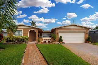 2160 NW 91st Ter, Pembroke Pines, FL 33024
