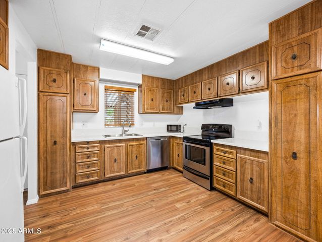 6948 W ZOE ELLA Way, Peoria, AZ 85382