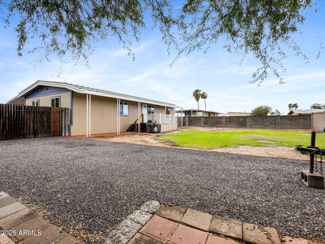 6948 W ZOE ELLA Way, Peoria, AZ 85382