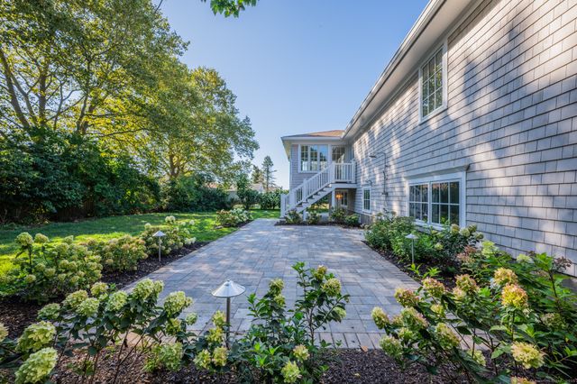 15 Highland Terrace, Madison, CT 06443