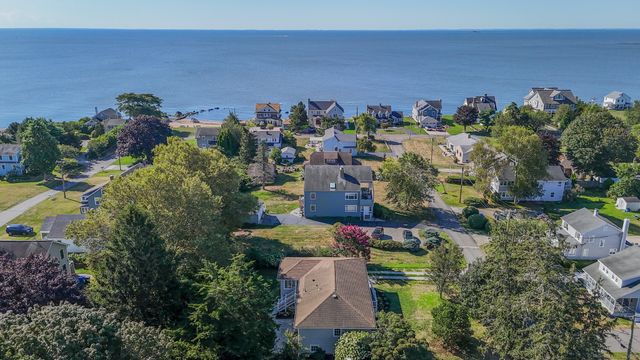 15 Highland Terrace, Madison, CT 06443