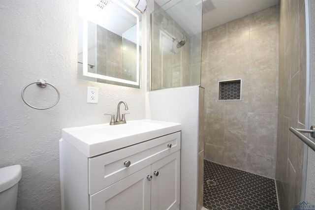 1217 FOX LANE, Longview, TX 75601