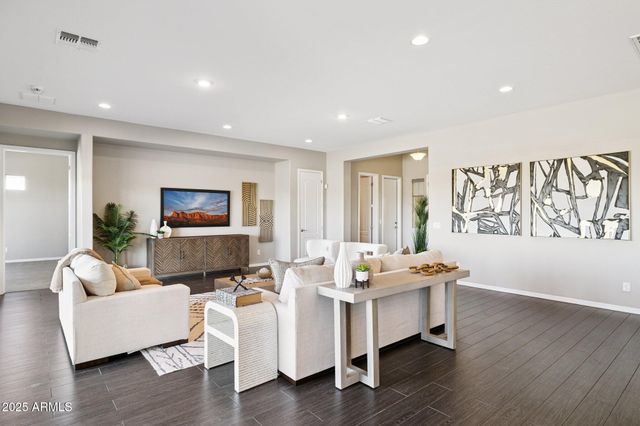 7707 S 43RD Place, Phoenix, AZ 85042