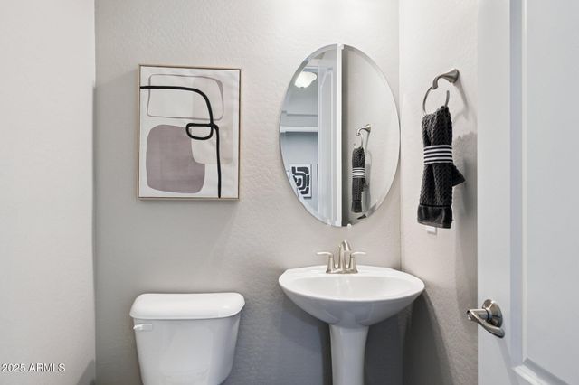 7707 S 43RD Place, Phoenix, AZ 85042