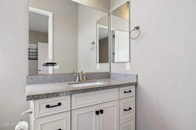 7707 S 43RD Place, Phoenix, AZ 85042