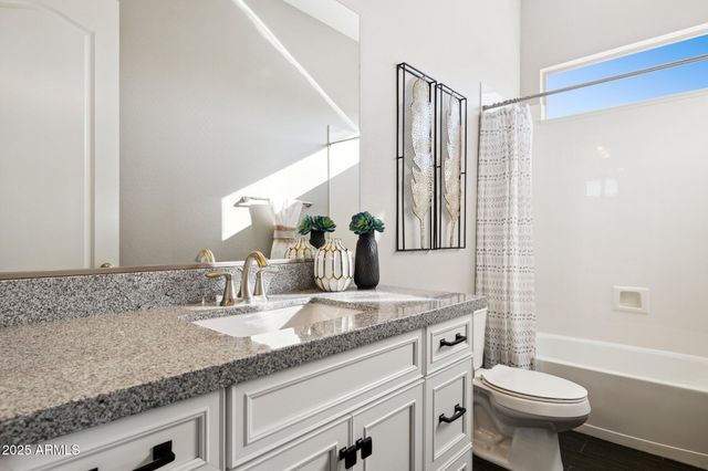 7707 S 43RD Place, Phoenix, AZ 85042