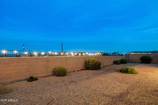 7707 S 43RD Place, Phoenix, AZ 85042