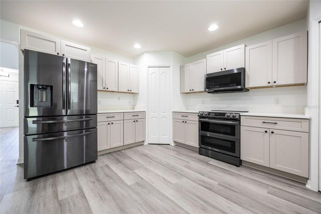 14384 NW 160 LANE, Alachua, FL 32615