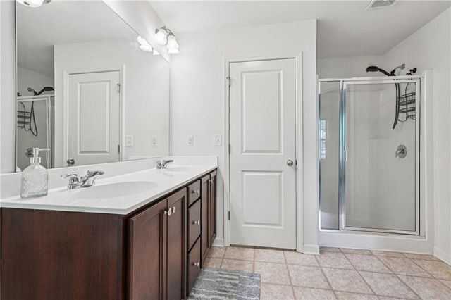 5710 Vinyard Lane, Cumming, GA 30041