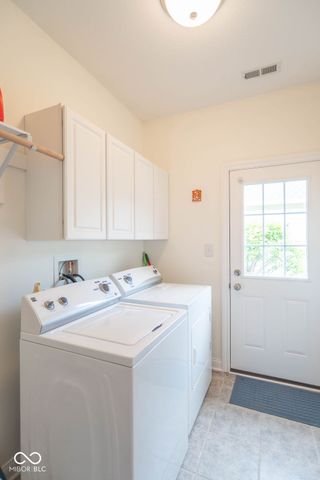 3382 E Nottinghill Drive, Plainfield, IN 46168