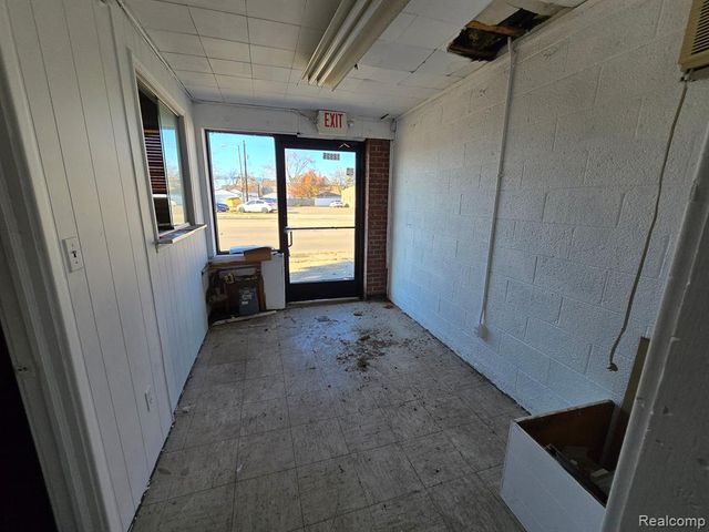 18906 Allen Road, Melvindale, MI 48122