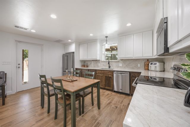 1131 Harvey Lane, Denison, TX 75020