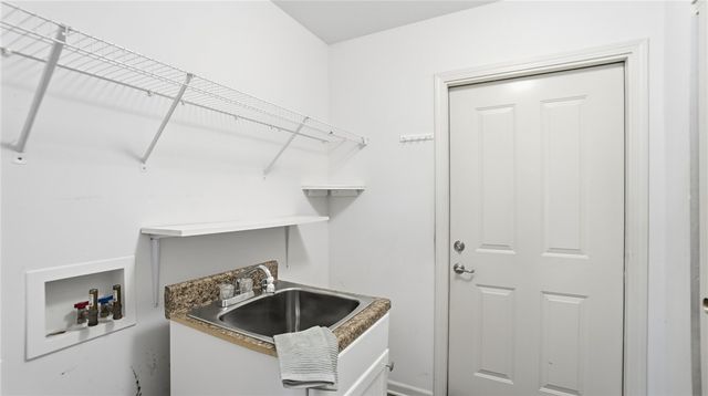 7026 Creekside Circle, Enon Vlg, OH 45324
