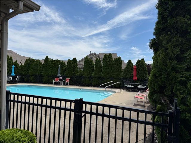 7026 Creekside Circle, Enon Vlg, OH 45324