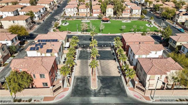 8908 Cambridge Glen Court, Las Vegas, NV 89149