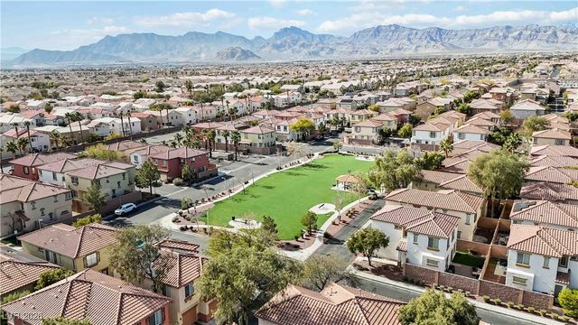 8908 Cambridge Glen Court, Las Vegas, NV 89149