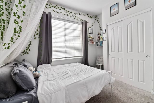 8908 Cambridge Glen Court, Las Vegas, NV 89149