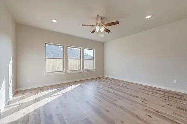 102 Hackberry Lane, Roanoke, TX 76262