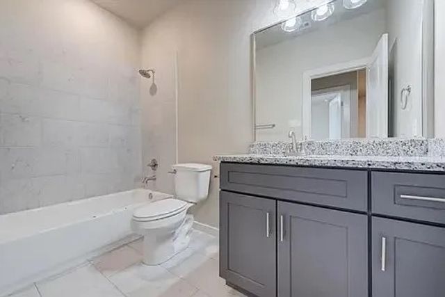 102 Hackberry Lane, Roanoke, TX 76262