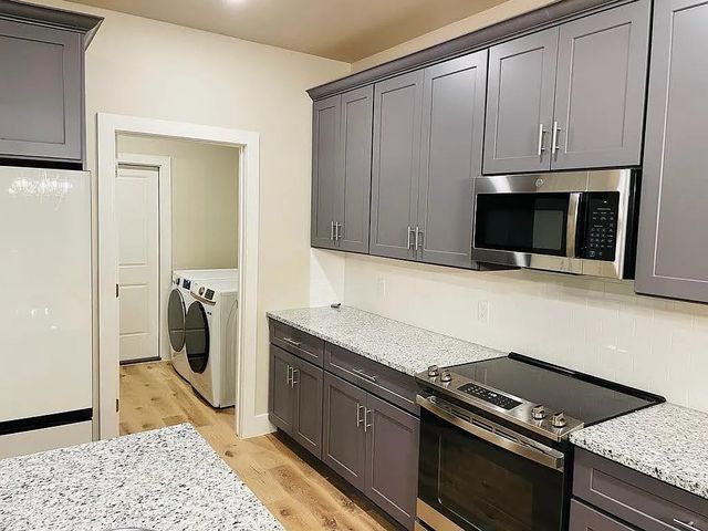 102 Hackberry Lane, Roanoke, TX 76262