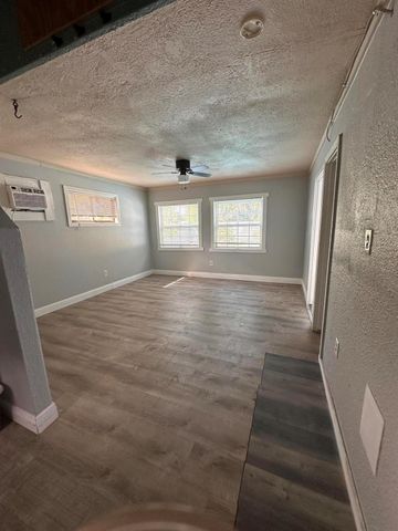 7605 Fort Walton Avenue, Fort Pierce, FL 34951