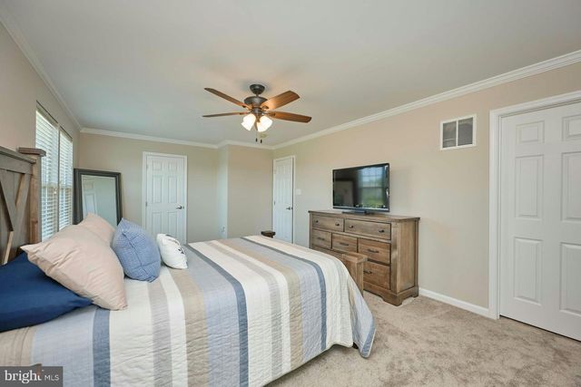 245 MACKENZIE LN, Stephenson, VA 22656
