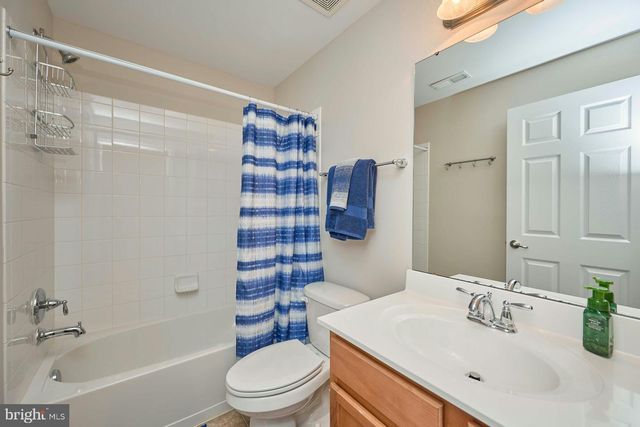 245 MACKENZIE LN, Stephenson, VA 22656