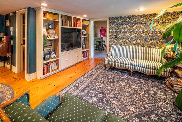 115 Cocheco Street, Dover, NH 03820