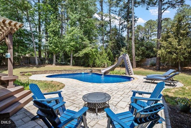 7253 Manor Oaks Drive, Raleigh, NC 27615