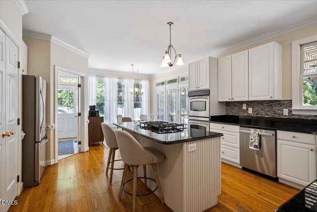 7253 Manor Oaks Drive, Raleigh, NC 27615