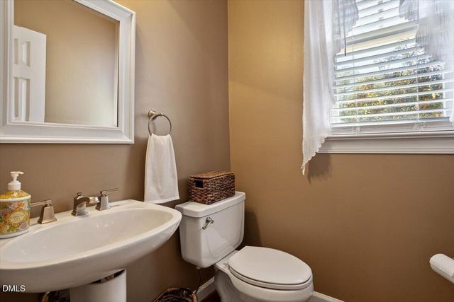 7253 Manor Oaks Drive, Raleigh, NC 27615